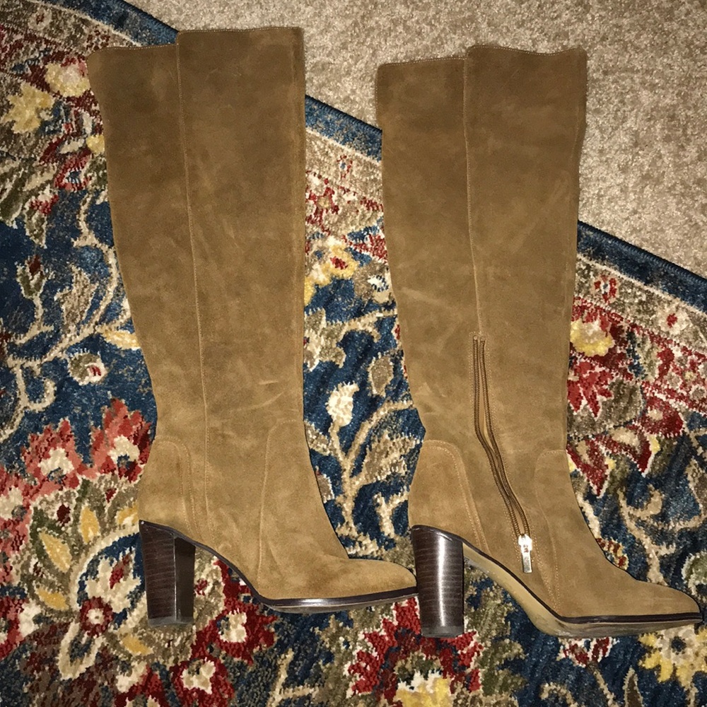 Saks Fifth Avenue Boots